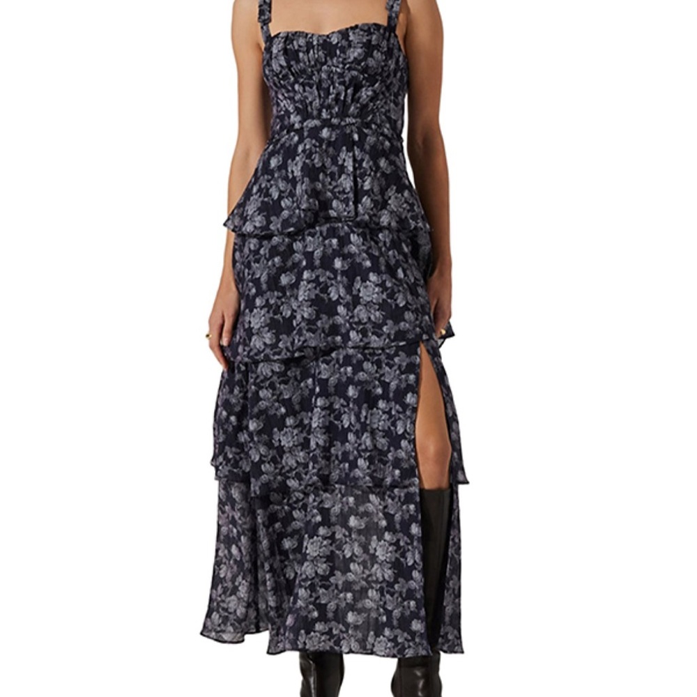 ASTR THE LABEL Mellorie Floral Ruffle Tiered Dress - NWT